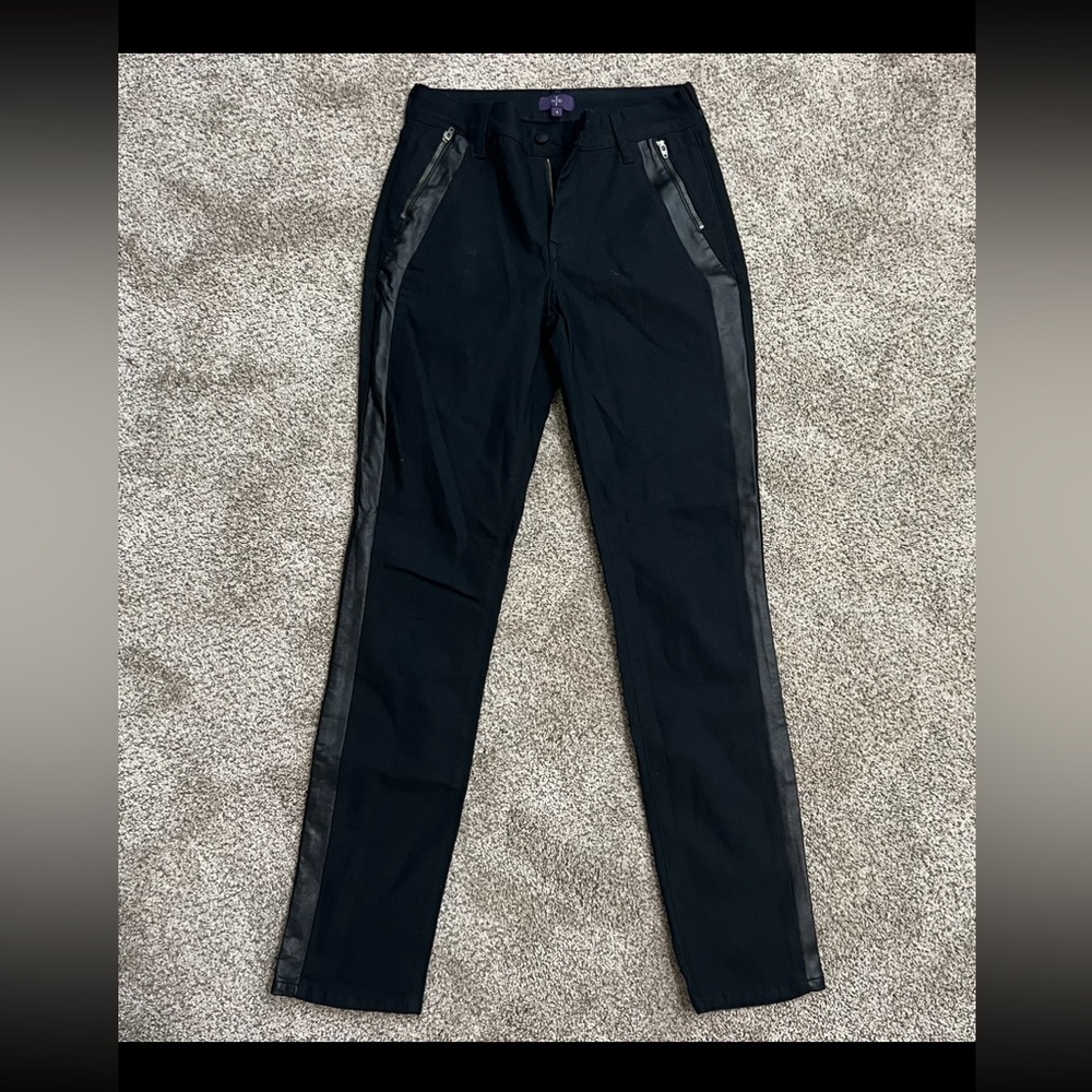 NYDJ jeans size 4 • like new